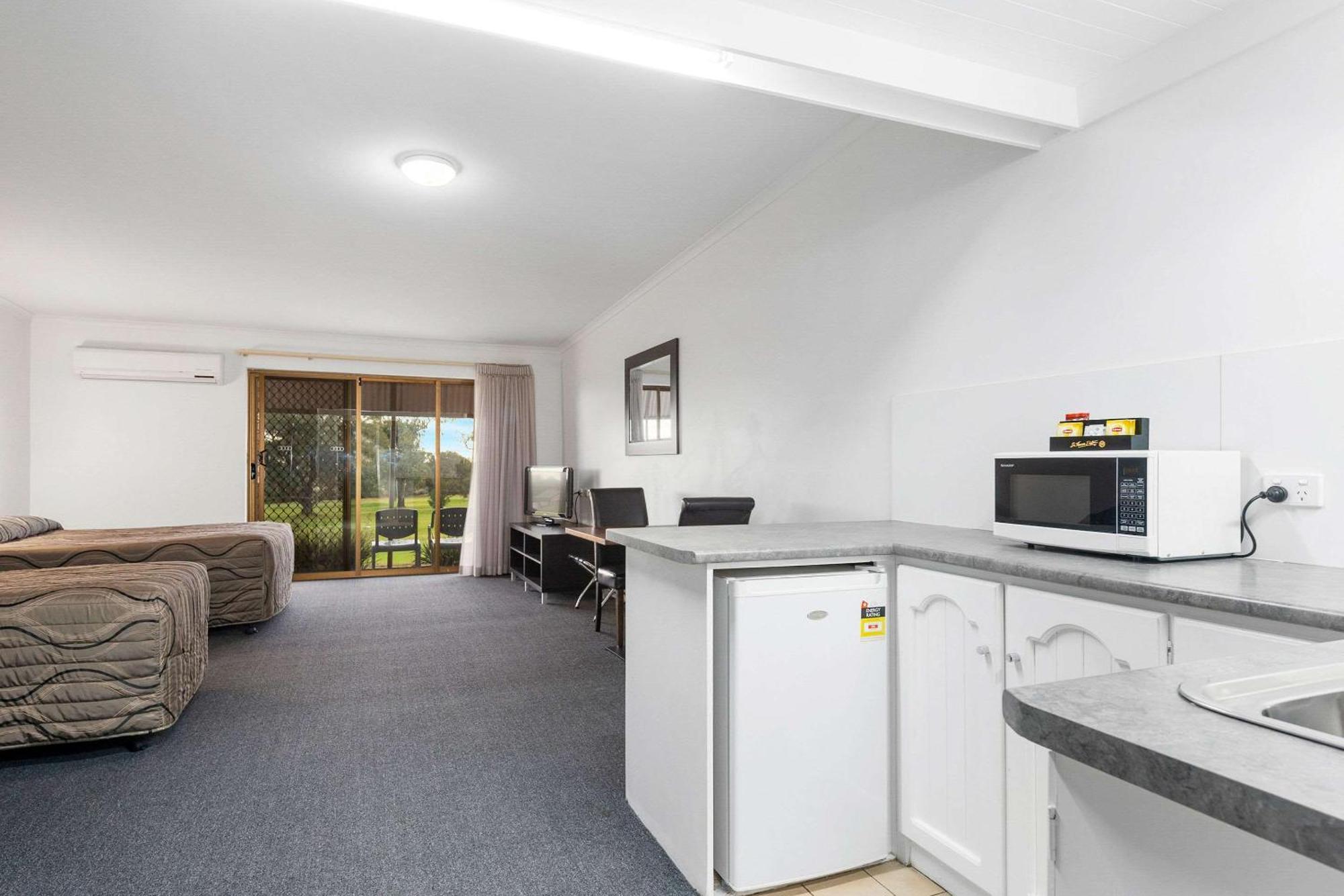 Comfort Inn & Suites Riverland Barmera Εξωτερικό φωτογραφία