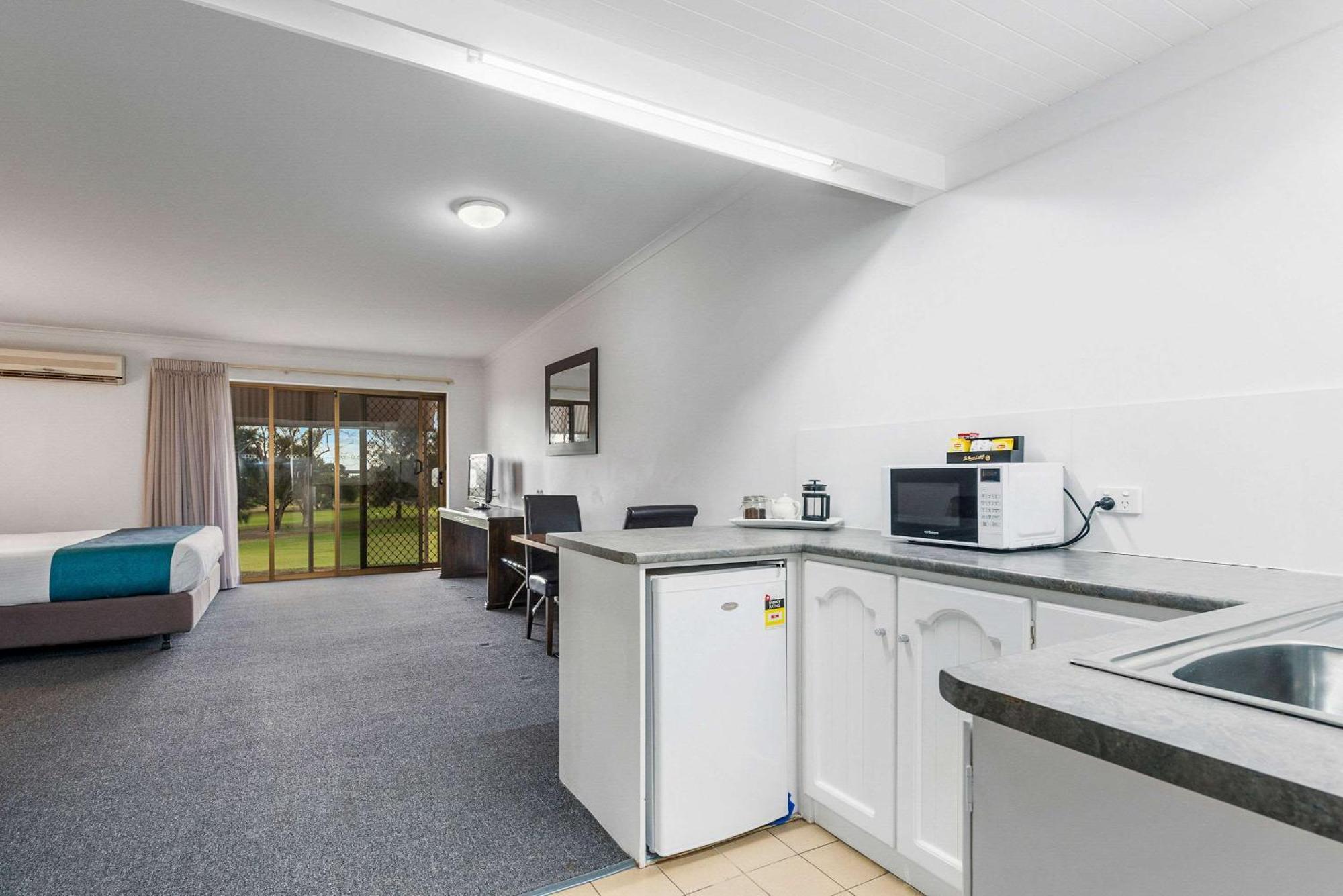 Comfort Inn & Suites Riverland Barmera Εξωτερικό φωτογραφία